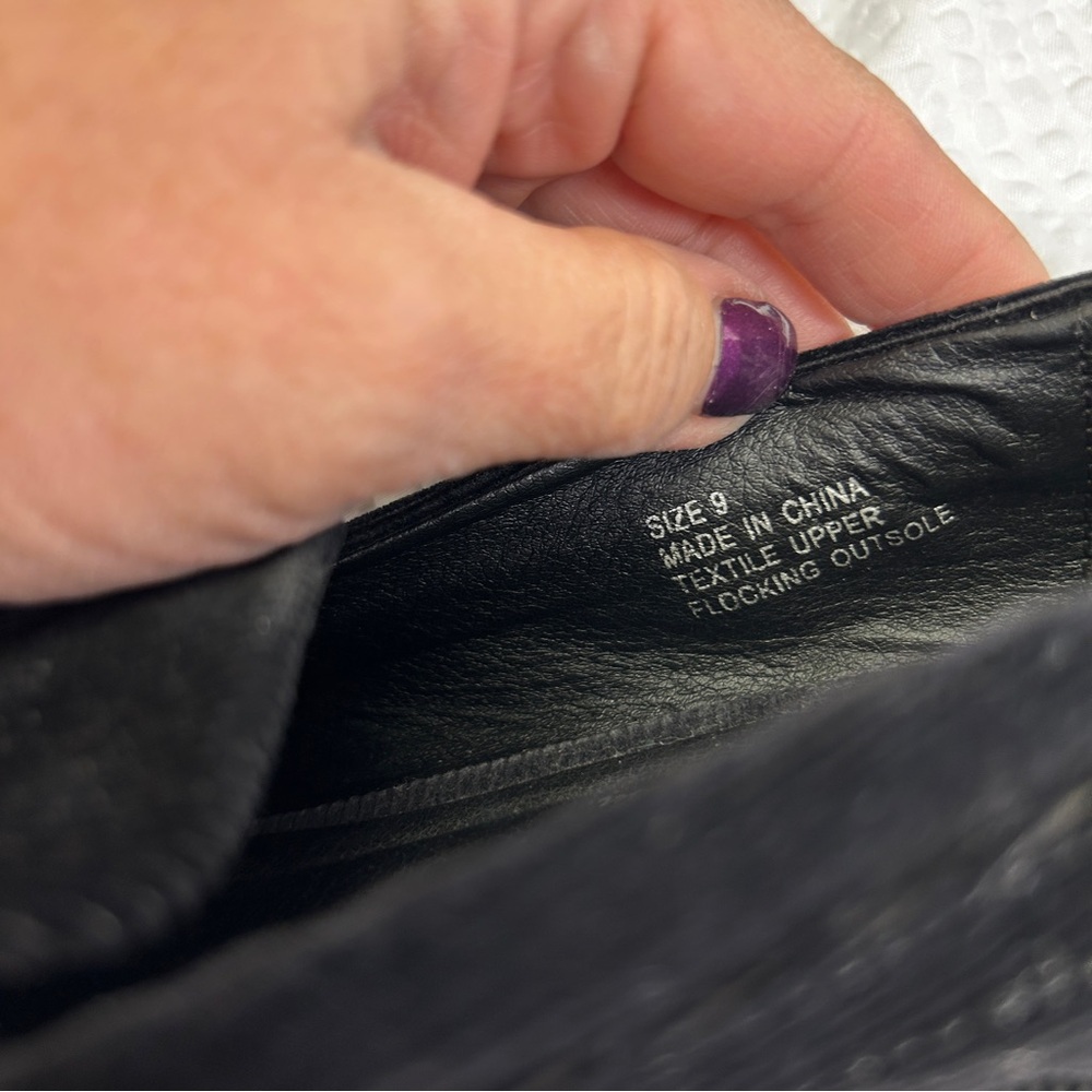 Sbicca 9 Women’s Corduroy Black Loafers EUC - Picture 5 of 8